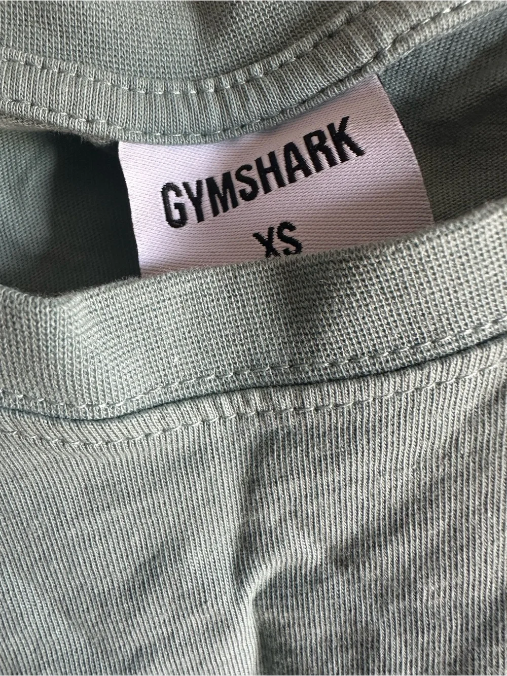 17.  Gymshark xs/s set 2 pc bundle